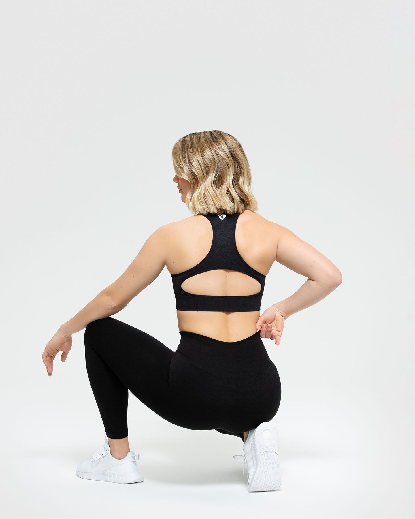 Move Seamless Sports Bra | Black Marl